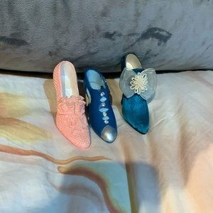 3 small vintage collectable shoes